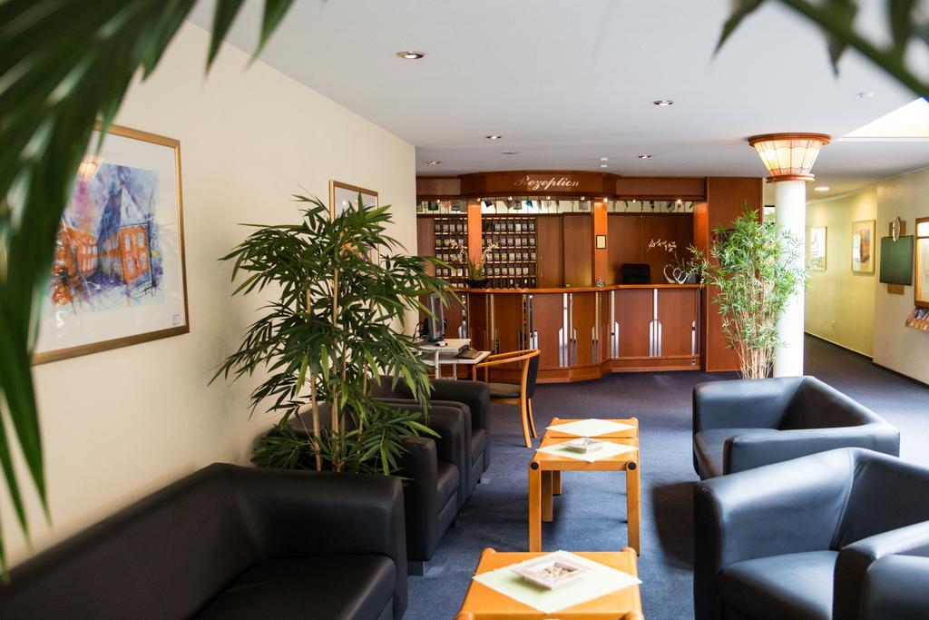 Hotel Ostfriesen Hof Leer Bagian luar foto