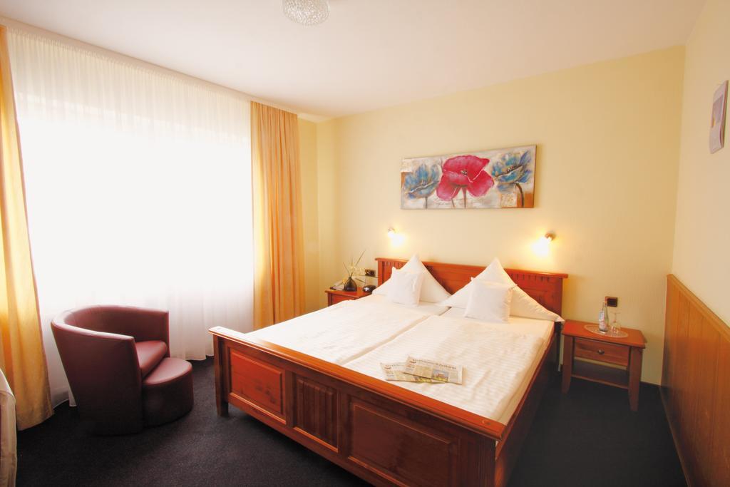 Hotel Ostfriesen Hof Leer Ruang foto